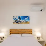 Apartament Amamare *