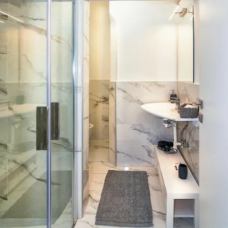 Amamare Apartment *