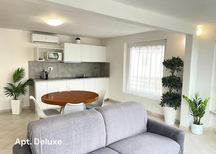 Апартаменти Amamare *